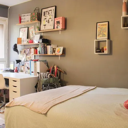 Nice Spacious Nest Close To Paris Apartament